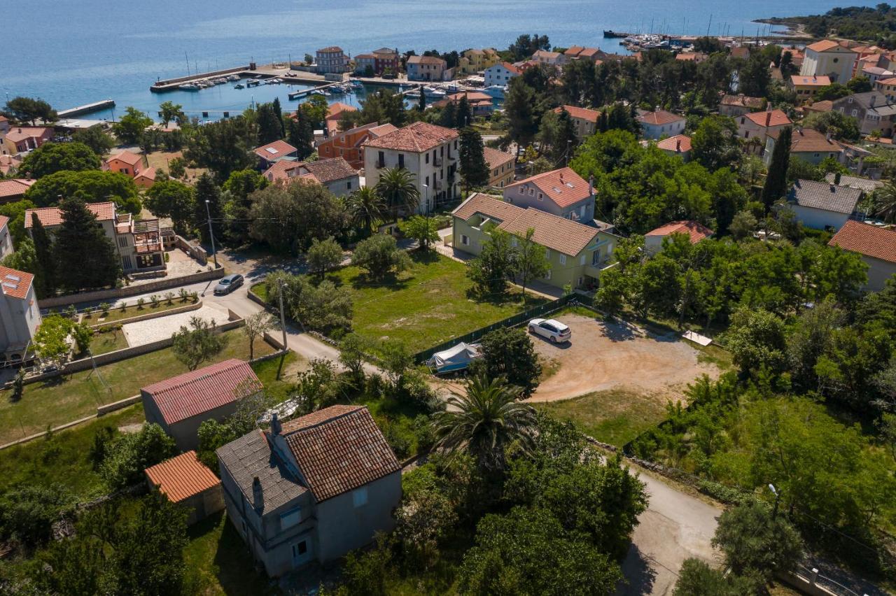Apartmani Danica Нерезине Екстериор снимка