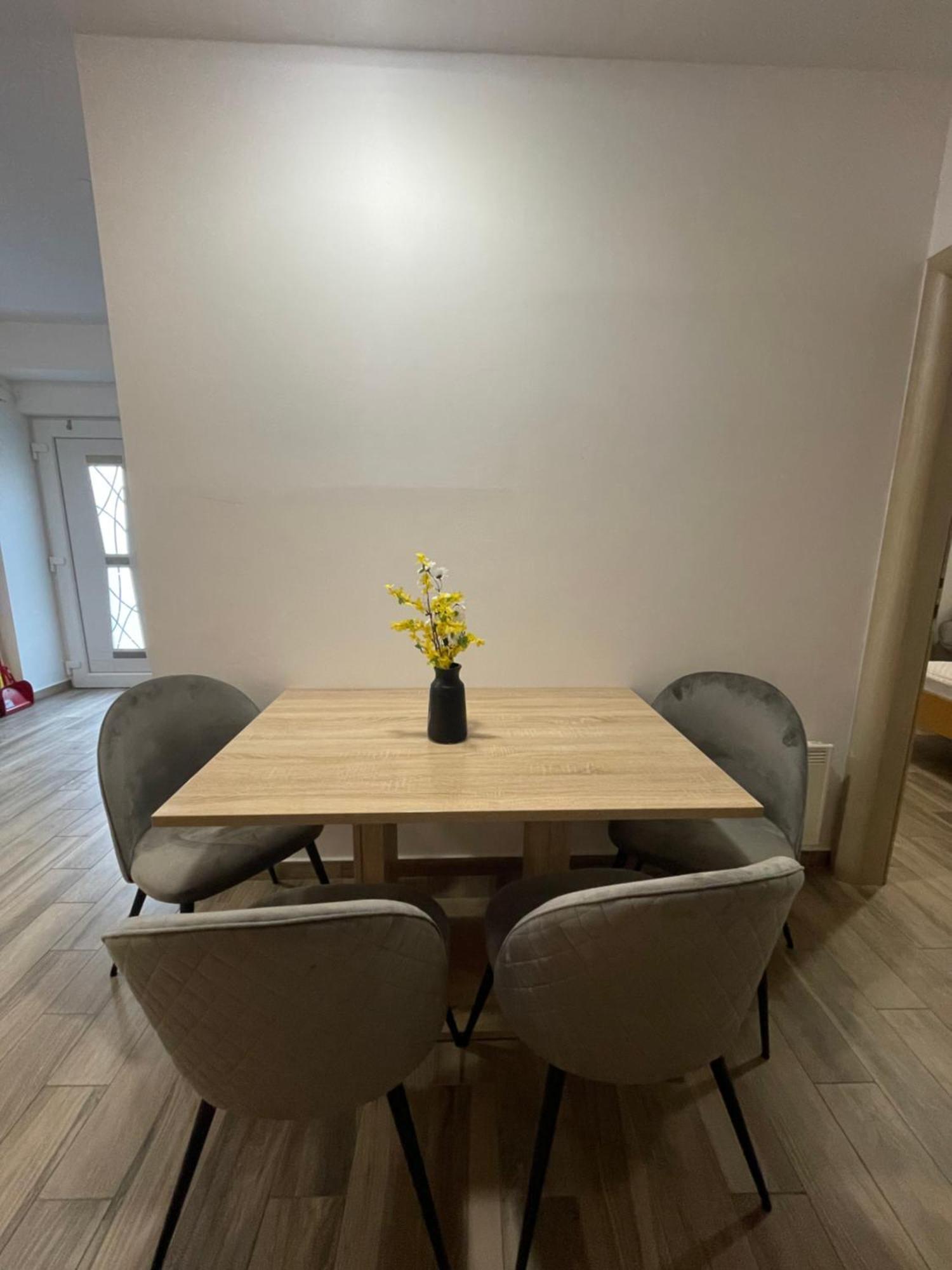 Apartmani Danica Нерезине Екстериор снимка