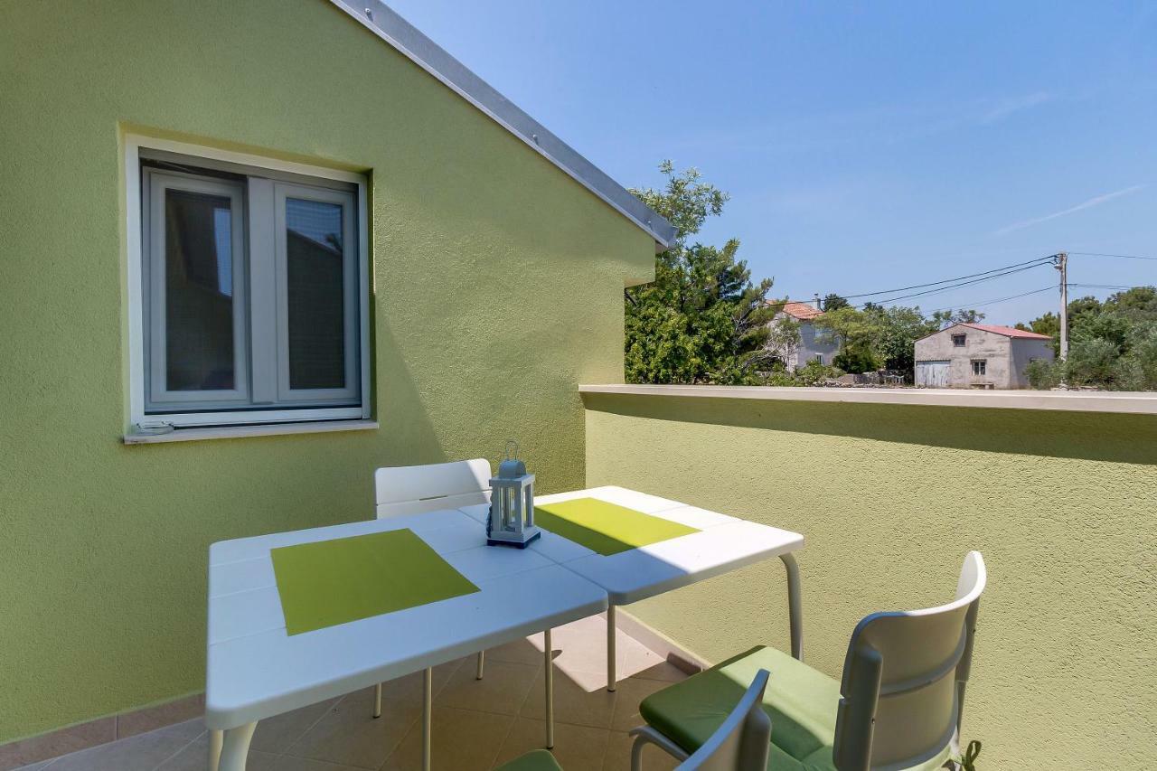 Apartmani Danica Нерезине Екстериор снимка